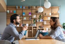 Photo of Почему важно умение слушать и поддерживать партнера?